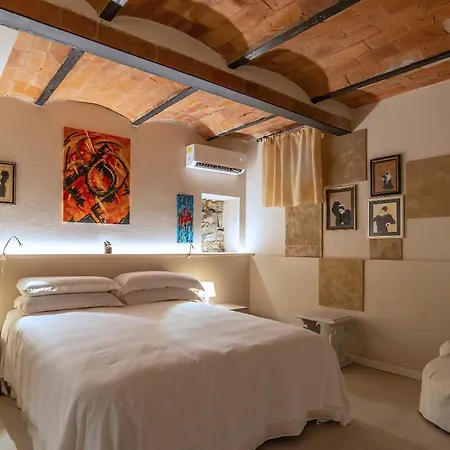 Apt In San Niccolo A Pochi Passi Da Ponte Vecchio-3